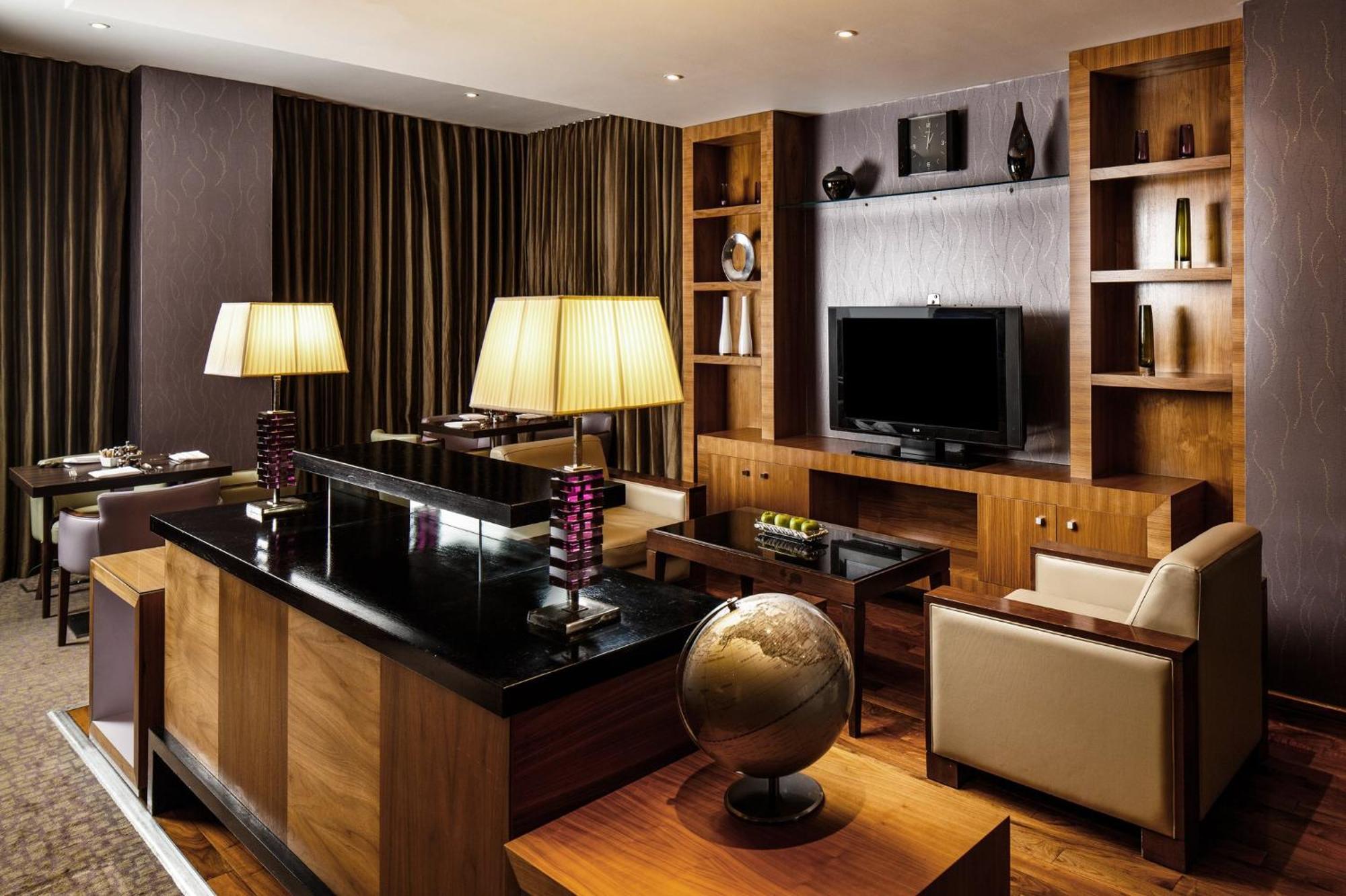 Crowne Plaza Reading Hotel Eksteriør billede